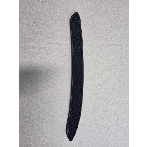 벤츠 CLA클래스 C117 뒤범퍼 그릴 좌측 1178850053