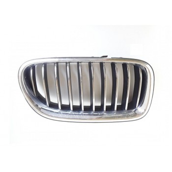 BMW 5시리즈 F10 라디에이터그릴 우측 51137412324 , 51137336478